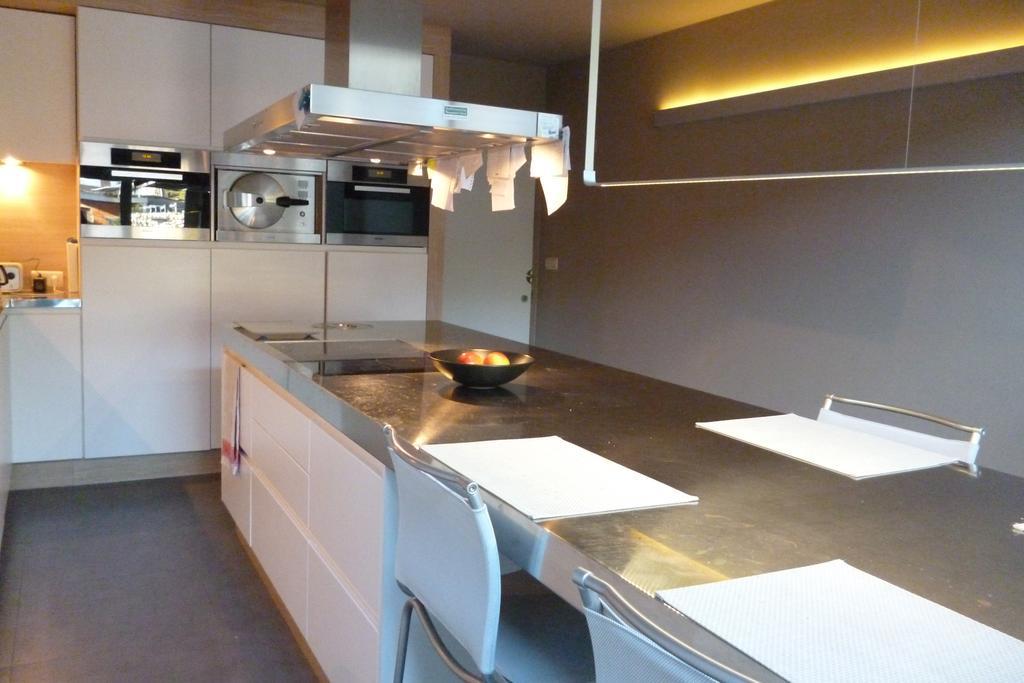 Su'Ro Bed And Breakfast Gent Bagian luar foto